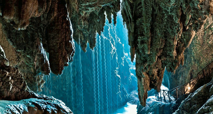 Monasterio de Piedra-Aragón-Spain.gif