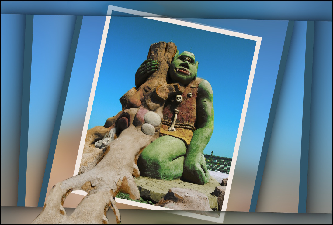 zyklop_colored_frame_small.jpg