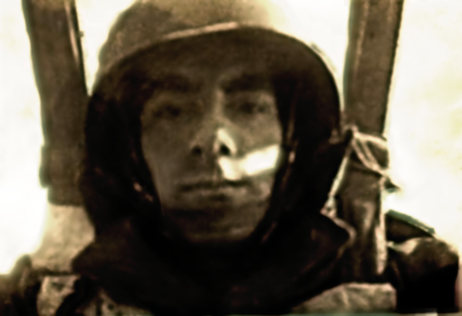 2834_WWIIe-dn1.jpg