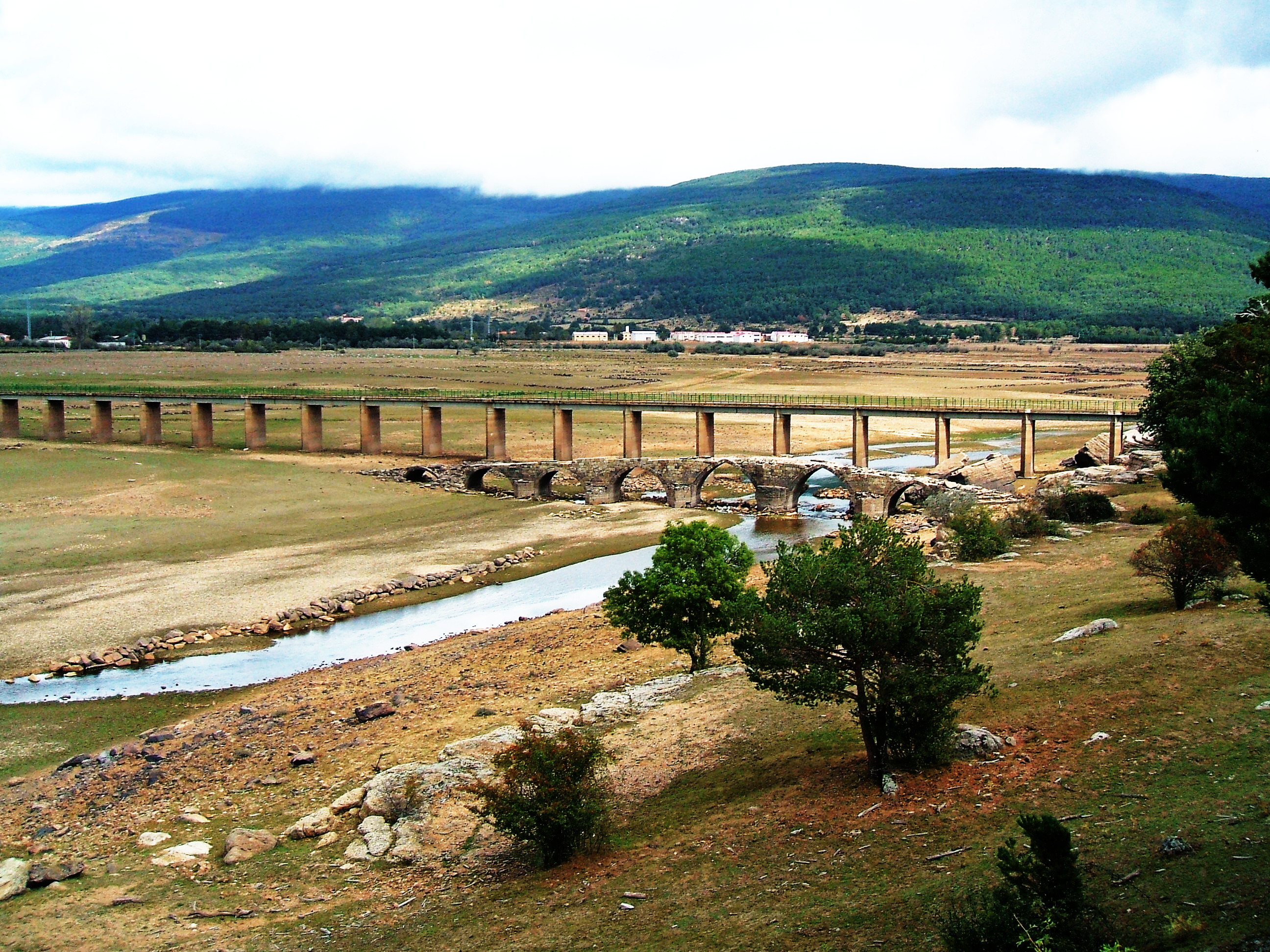 Vinuesa-Soria-contrast-Hue-NG-unsharp mask.jpg