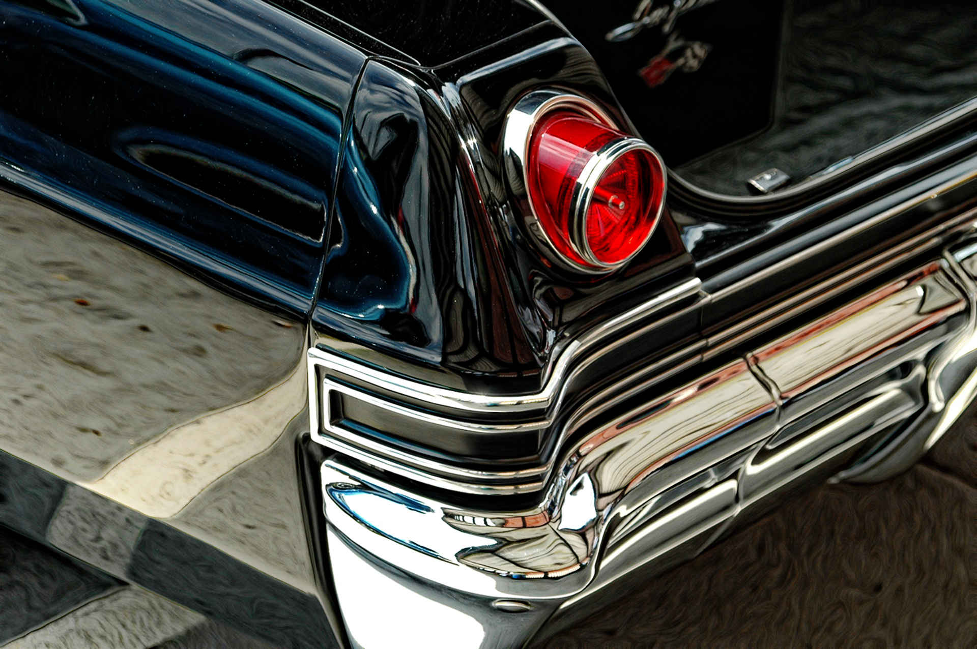 classic-car-1738334_1920_BA_Exaggeration_v2a.jpg