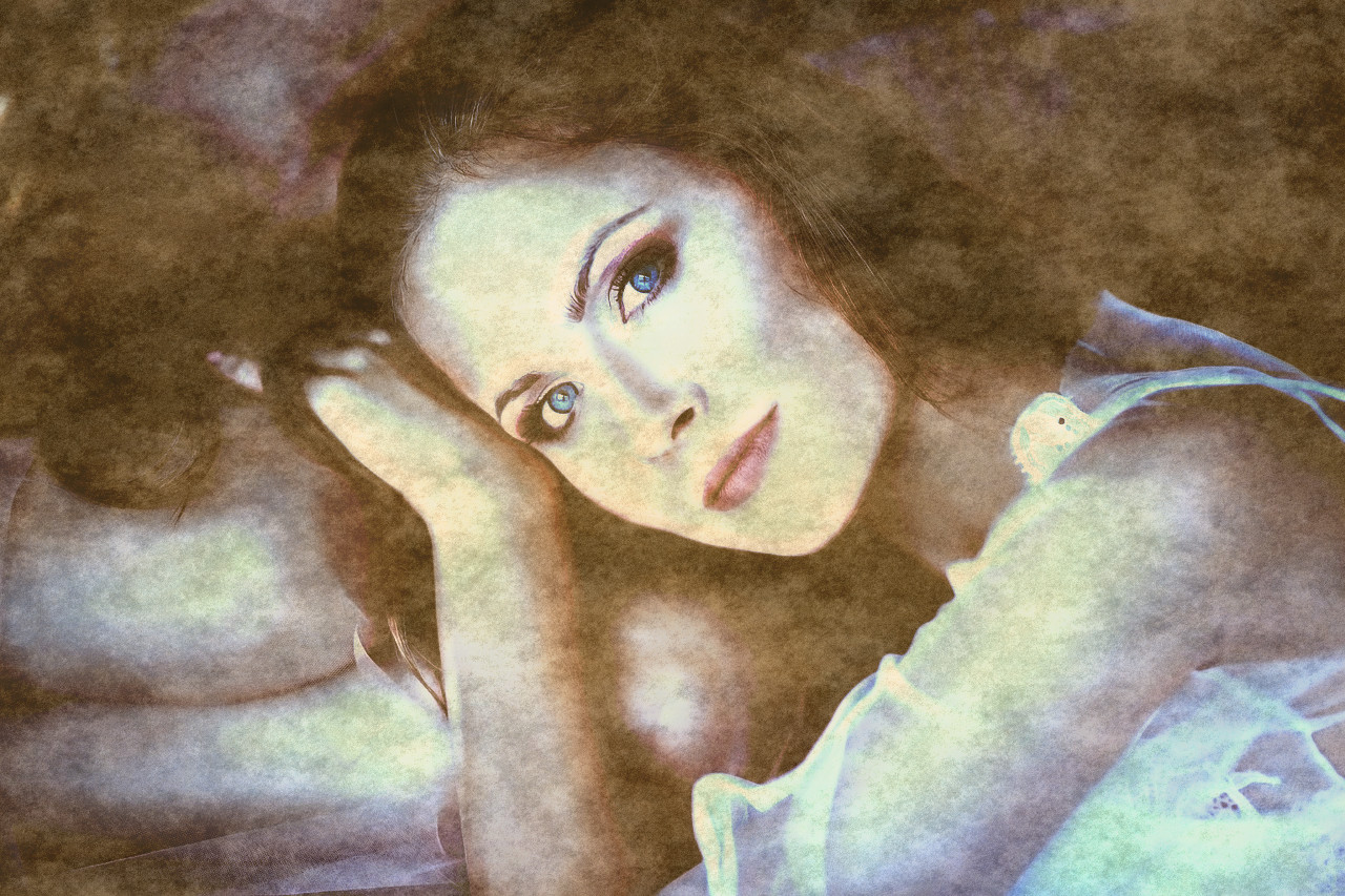 girl-2032802_DN_Brumal.jpg