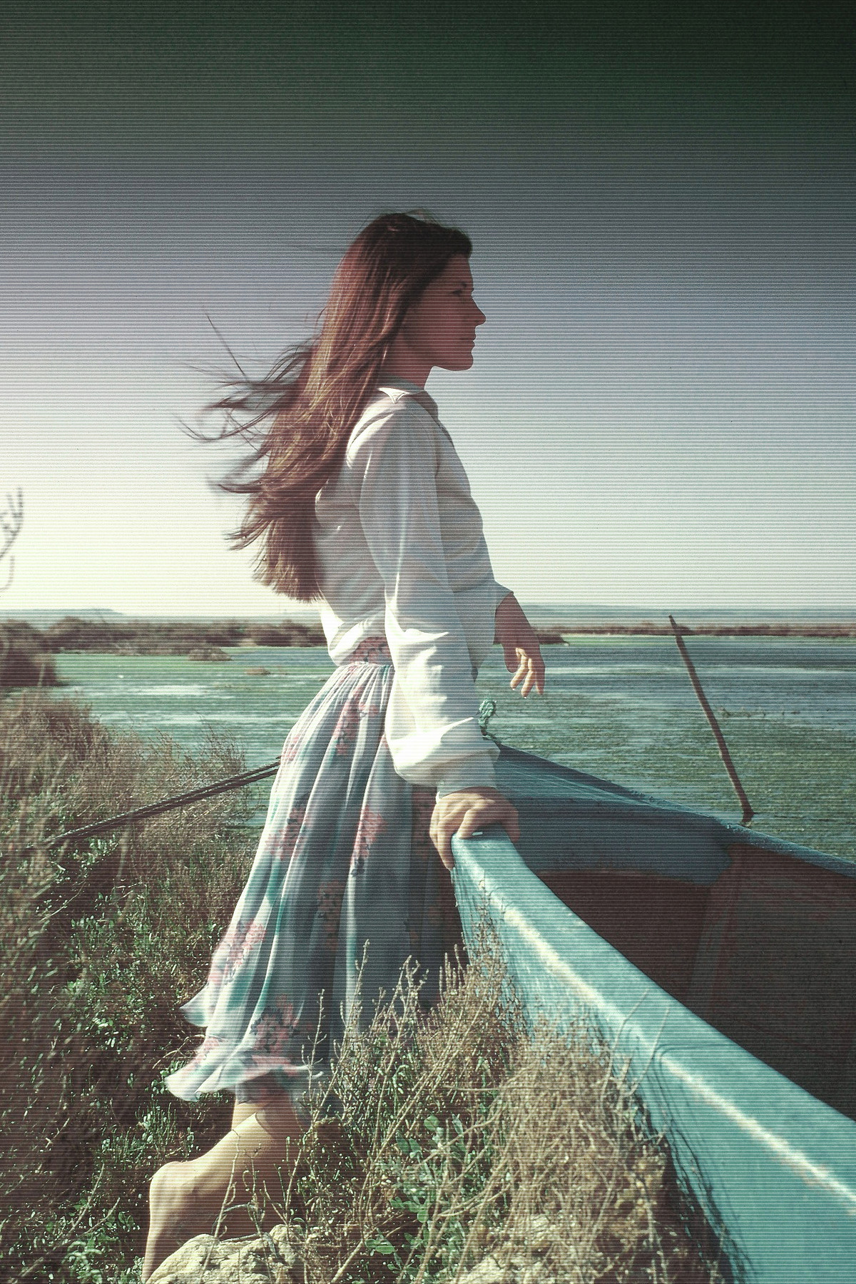 young-woman-2053218_DN_GreyScaleDither.jpg