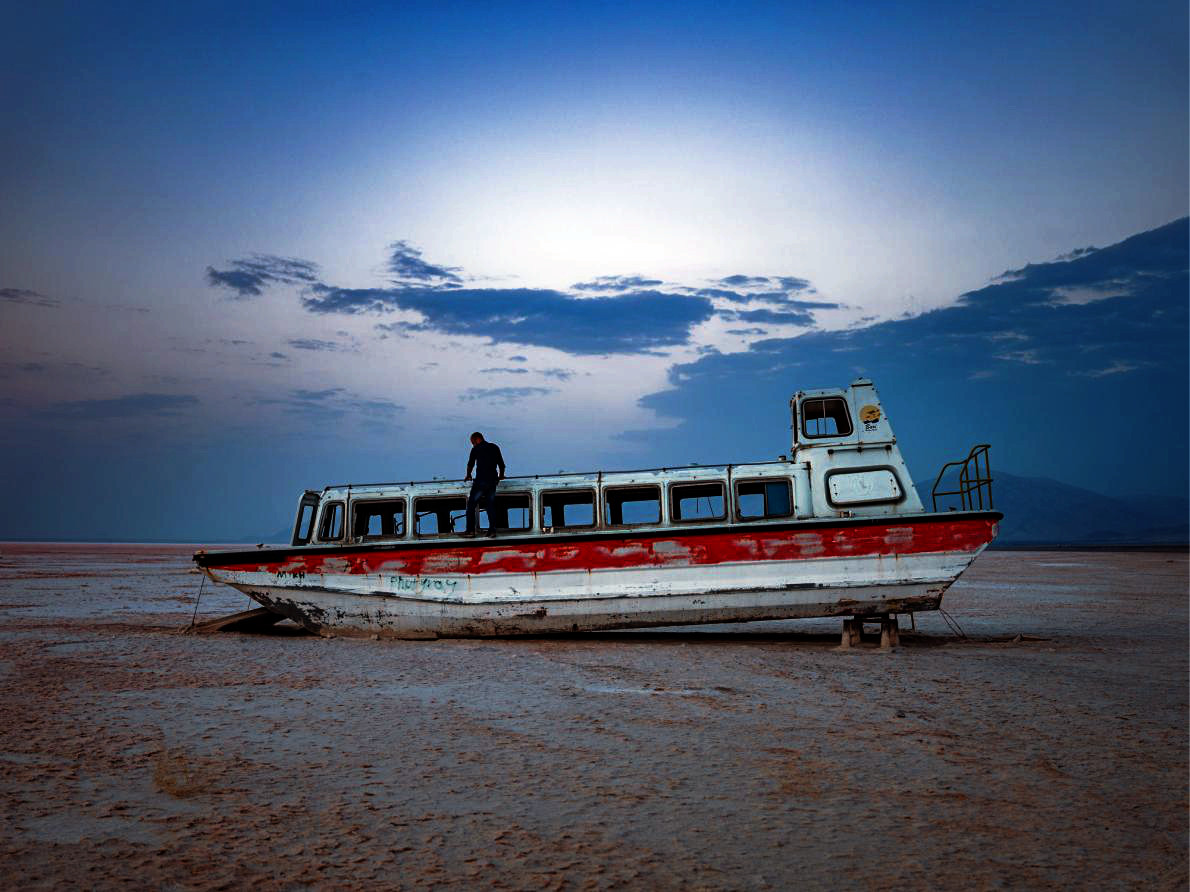2018-04-13 10-43-39, 17_lake_urmia_iran,  auto colours balanced (moderate).jpg