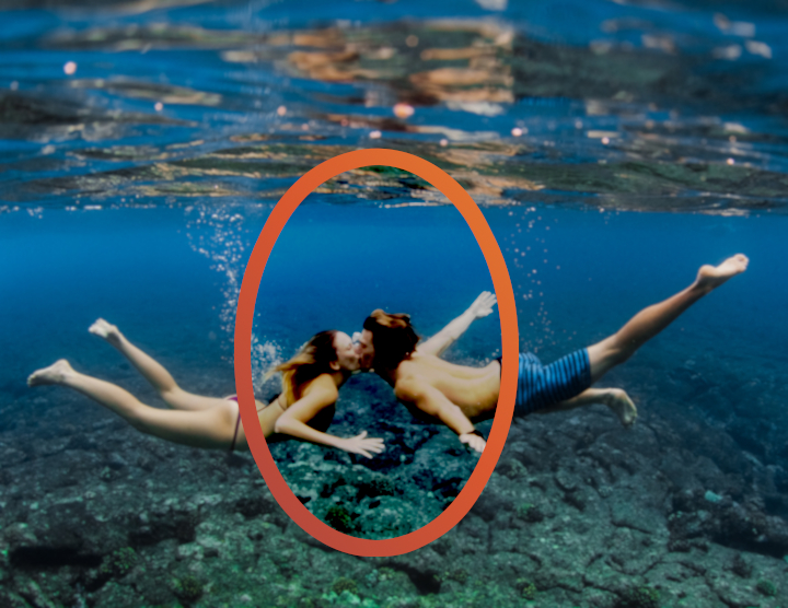 Diego.Evidence of Selection 2.10.Underwater couple.Simple Contour.jpg