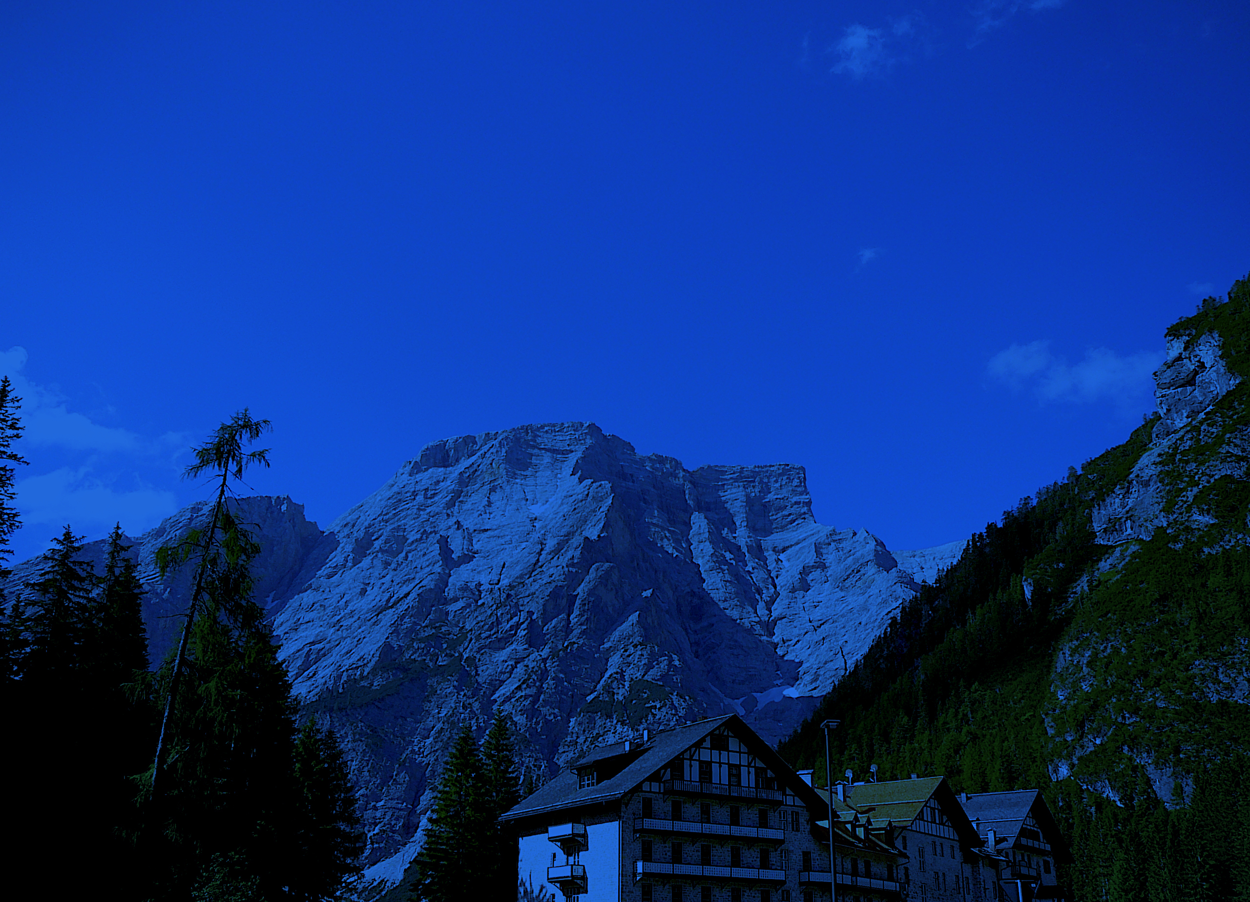 P1040930_Xcolours04.JPG