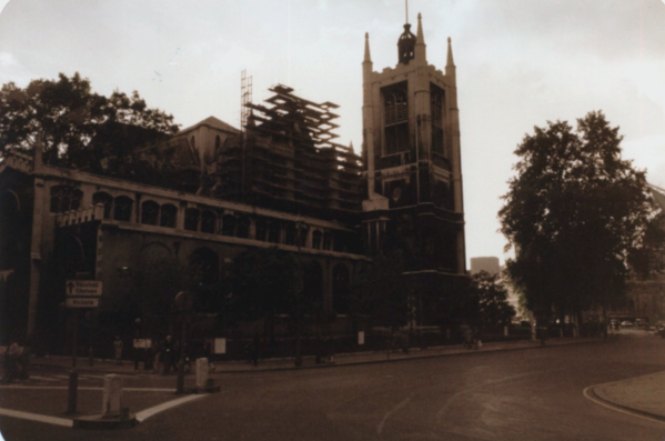 london_11_river_thames30_1.png