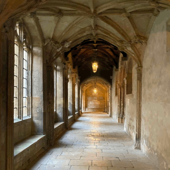 Closter-OxfordCathedral.gif